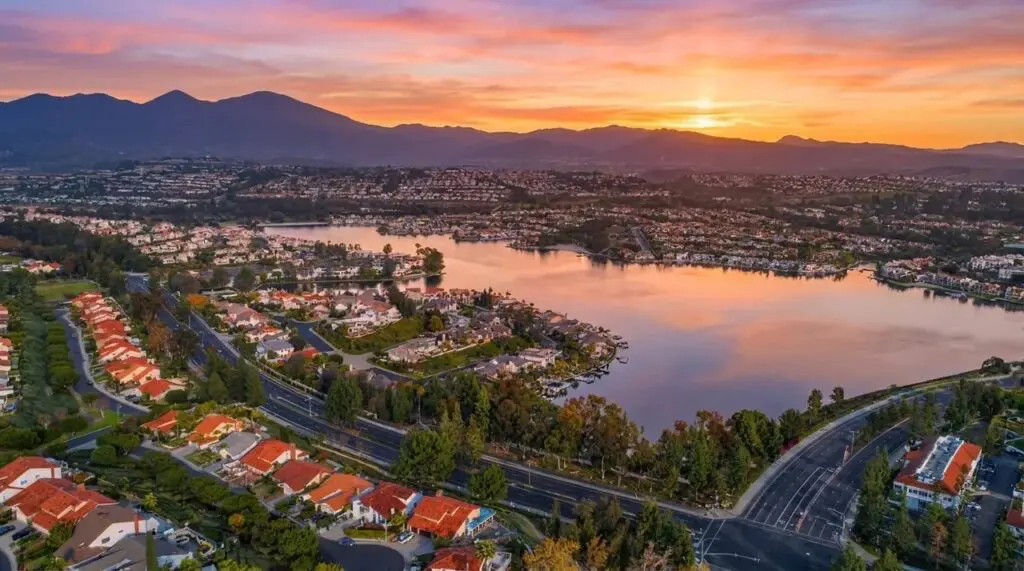Mission Viejo Neighborhood, Aerial View