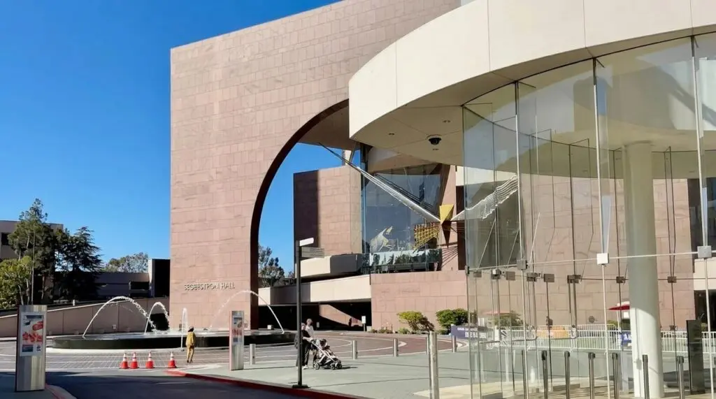 Segerstrom Center for the Arts main Entrance
